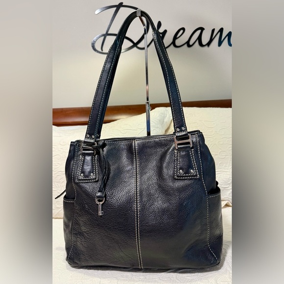 Gently Used Fossil Black Leather Tote Bag - Picture 1 of 10